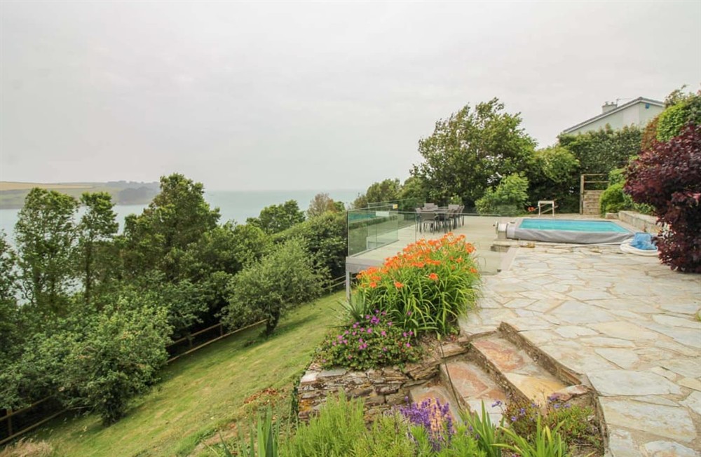 Outdoor area (photo 3) at Upper Cobblestones in St Mawes, Cornwall