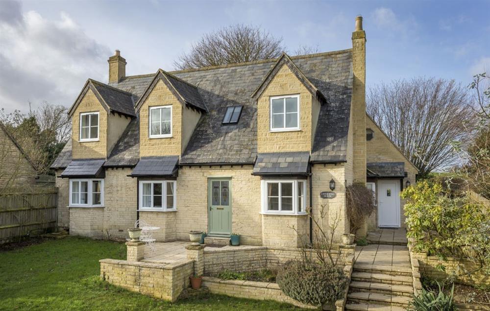 Upper End House is a spacious and stunning Cotswold property