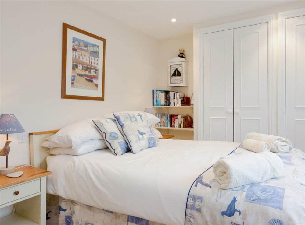 Comfortable double bedroom at Upper Sheldon House in Buckley St, Devon