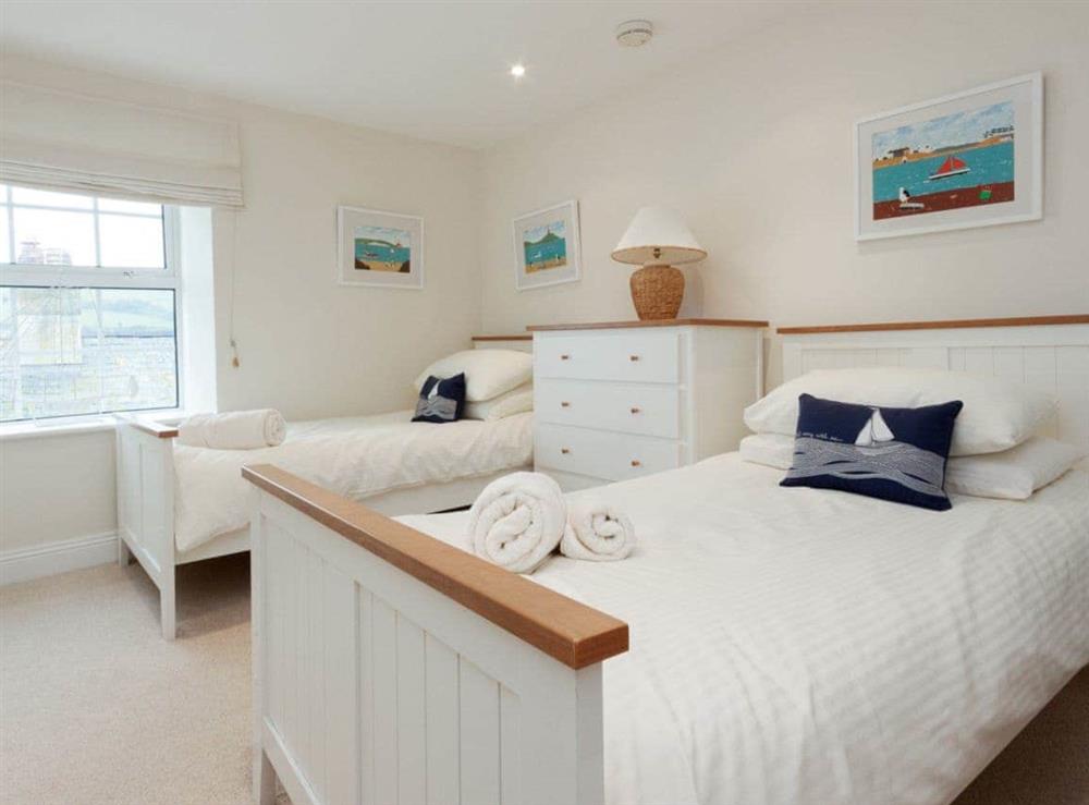 Large twin bedroom at Upper Sheldon House in Buckley St, Devon