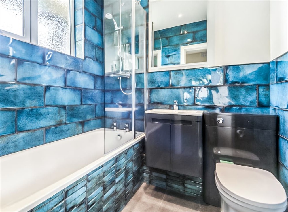 Bathroom at Upper Warren in St Mawes, Cornwall