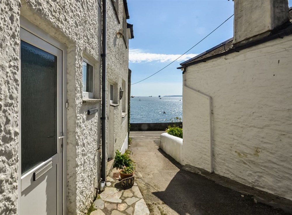 Outdoor area (photo 2) at Upper Warren in St Mawes, Cornwall