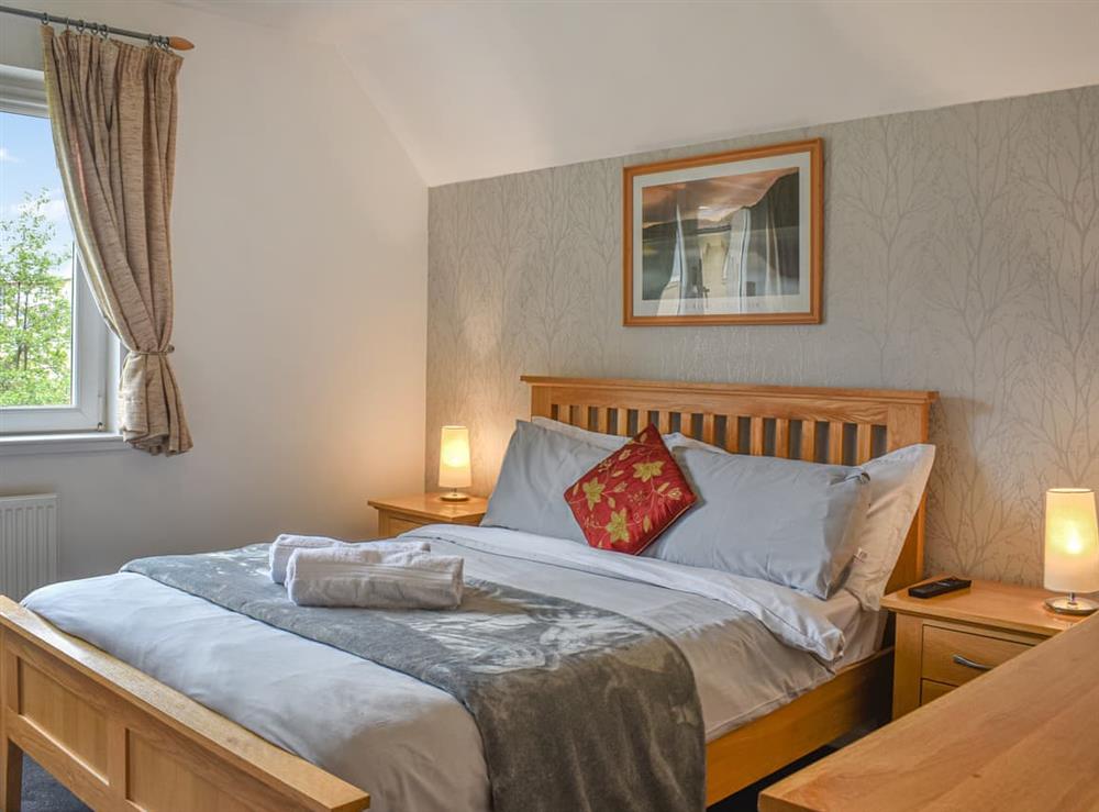 Double bedroom (photo 3) at Urquhart Beach Condo in Aberdeen, Aberdeenshire