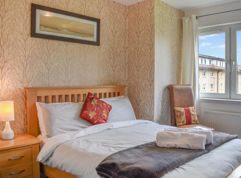 Double bedroom at Urquhart Beach Condo in Aberdeen, Aberdeenshire