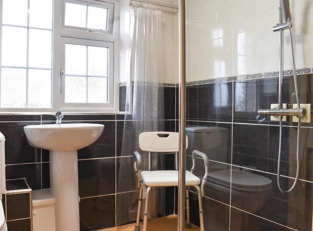 Shower room at Bramble Cottage, 