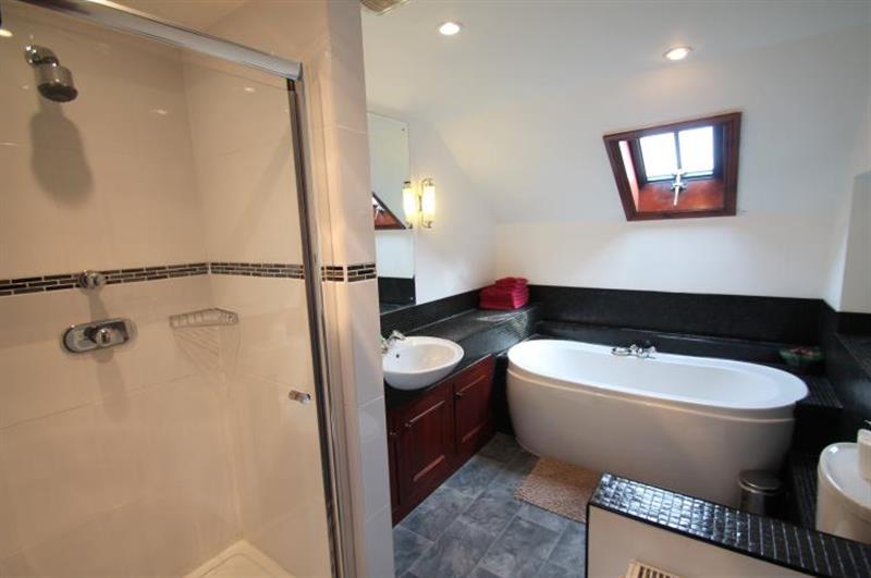 Bathroom at Vale View Apartment, Porlock Weir