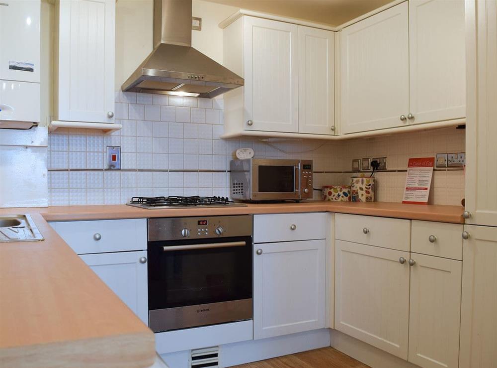Well equipped kitchen at Valeview Cottage in Great Malvern, Worcestershire, England