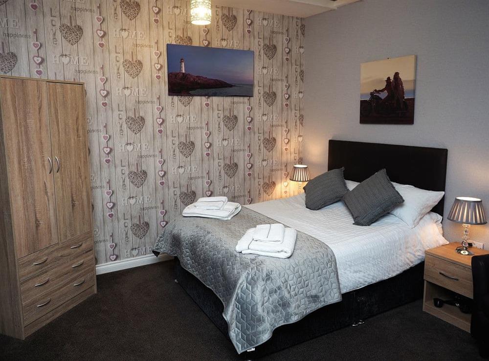 Double bedroom (photo 2) at Valhalla Brae in Keiss, near Wick, Highlands, Caithness