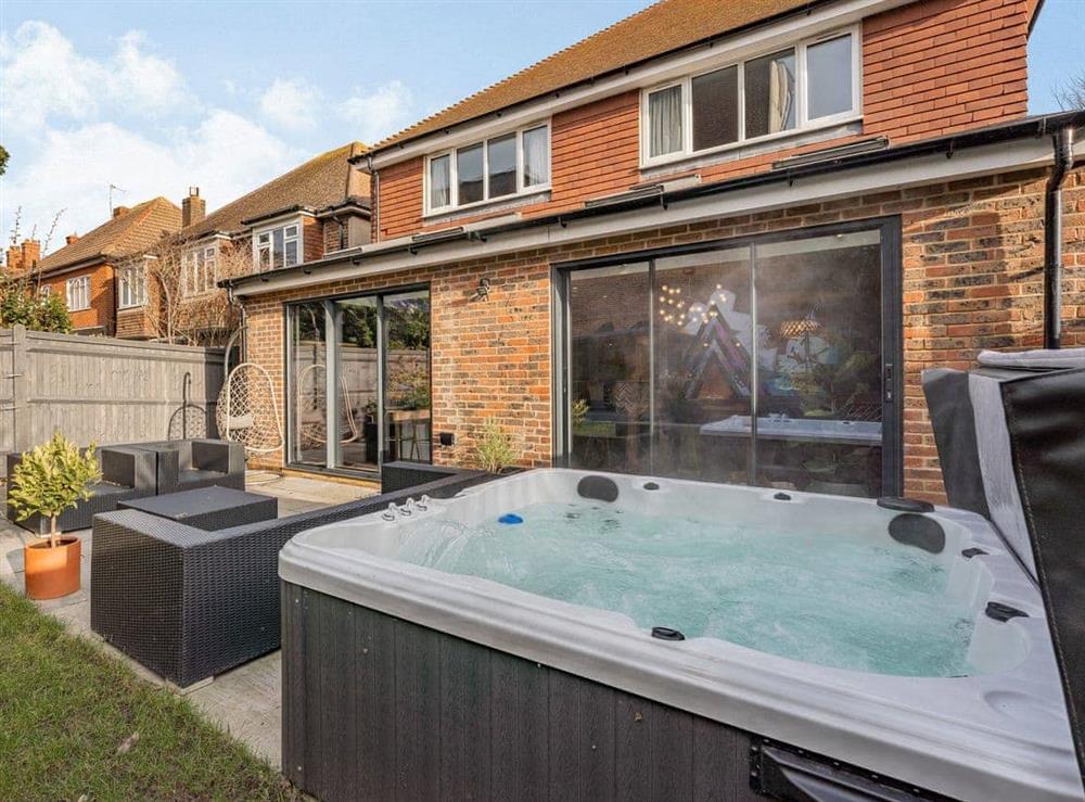 Hot tub at Vallance House in Hove, East Sussex