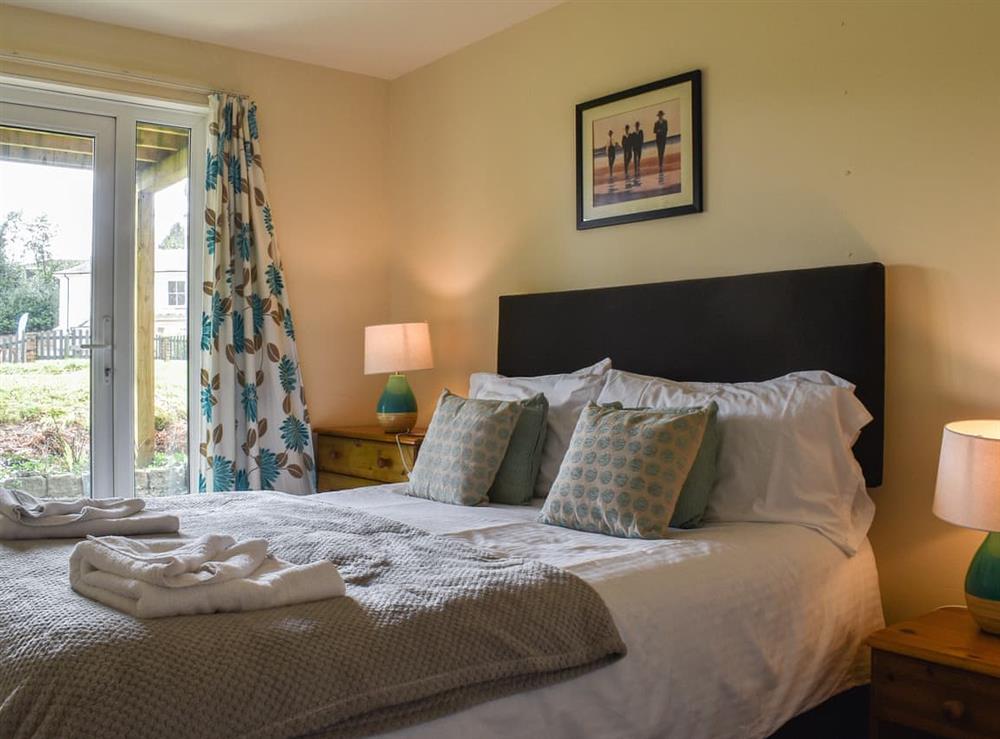 Double bedroom at Valley Lodge 2 in Callington, Cornwall