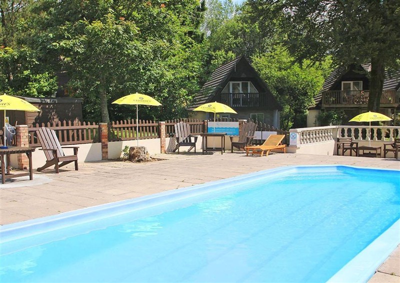There is a swimming pool at Valley Lodge 2, Callington