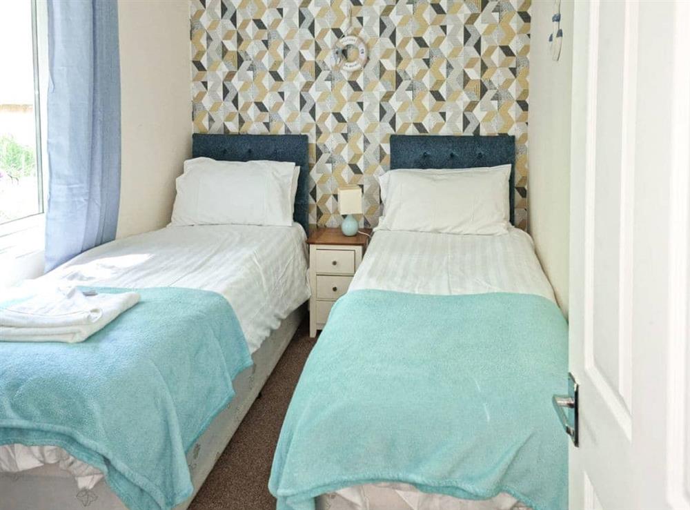 Twin bedroom (photo 2) at Valley Lodge 47 in Gunnislake, near Callington, Cornwall