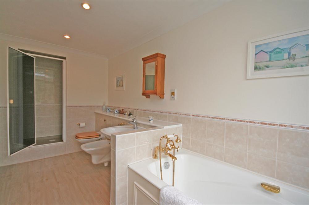 En suite bathroom at Valley View (Salcombe) in Sandhills Road, Salcombe