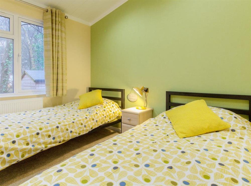 Cosy twin bedroom at Valley View Lodge in Weybourne, near Sheringham, Norfolk