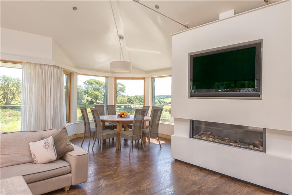 Open plan living and dining area (photo 2) at Vantage Point in Hillfield, Dartmouth