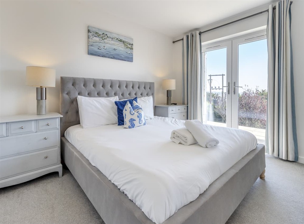 Double bedroom at Verbier in Aberdyfi, Gwynedd
