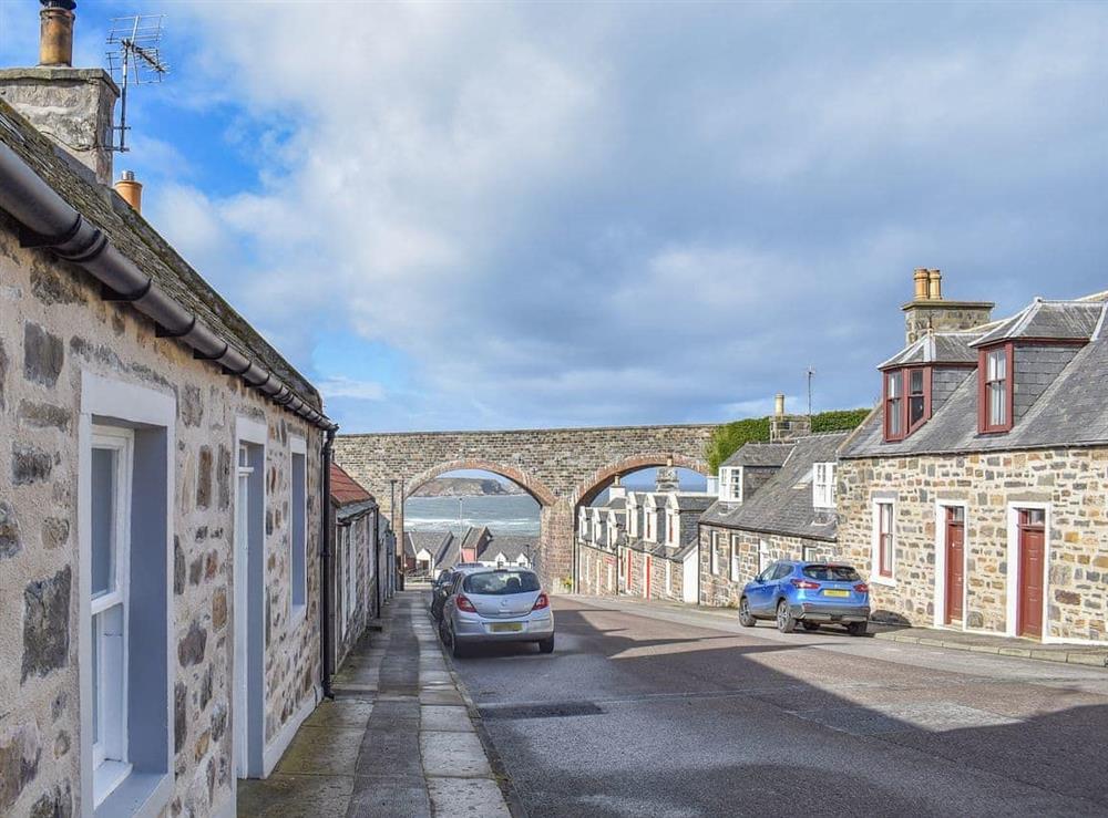 Charming traditional Scottish seaside cottage at Viaduct View in Cullen, near Buckie, Highlands, Banffshire