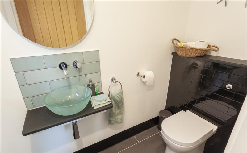Bathroom at Vikings Annexe, Minehead
