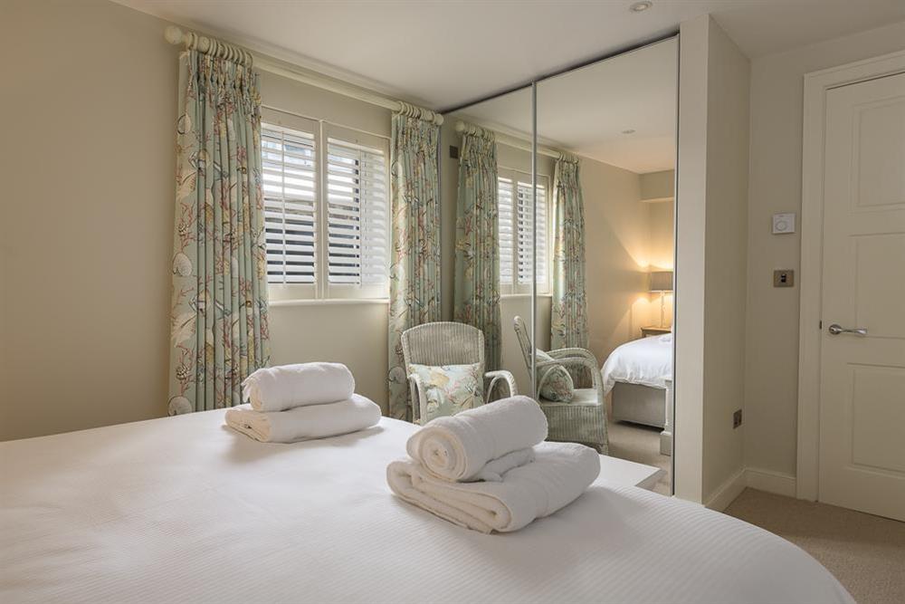 Beautifully furnished double room with King-size bed (photo 2) at Villa 1, Estura in , Salcombe