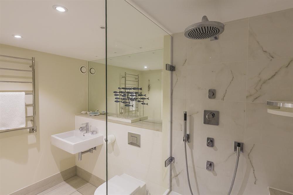 En suite shower room at Villa 1, Estura in , Salcombe
