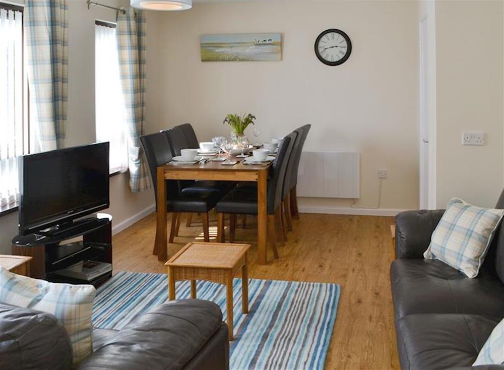 Spacious living/ dining room at Villa 55 in Cromer, Great Britain