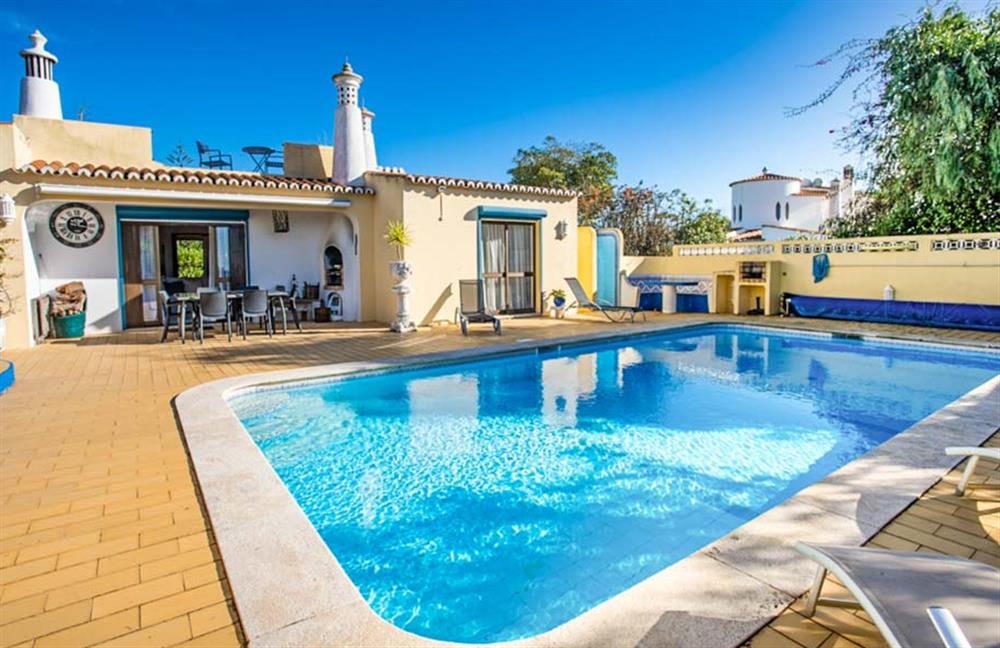 Villa 67 Areias dos Moinhos (photo 2) at Villa 67 Areias dos Moinhos in Carvoeiro, Algarve