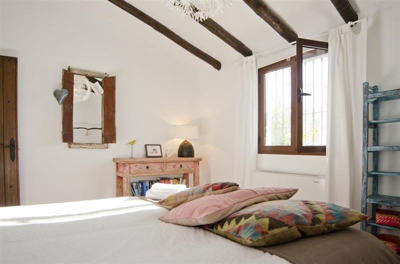 Double bedroom (photo 2) at Villa Adaline, Andalucia, Spain
