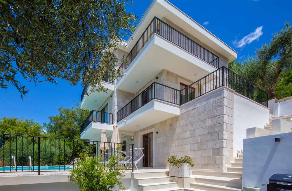 Villa Adrienne