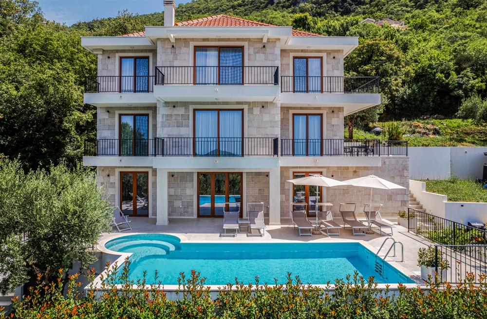 Villa Adrienne