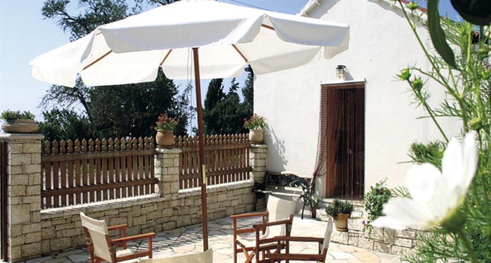 Garden and seating at Villa Amygdalia Cottage, Magazia, Paxos