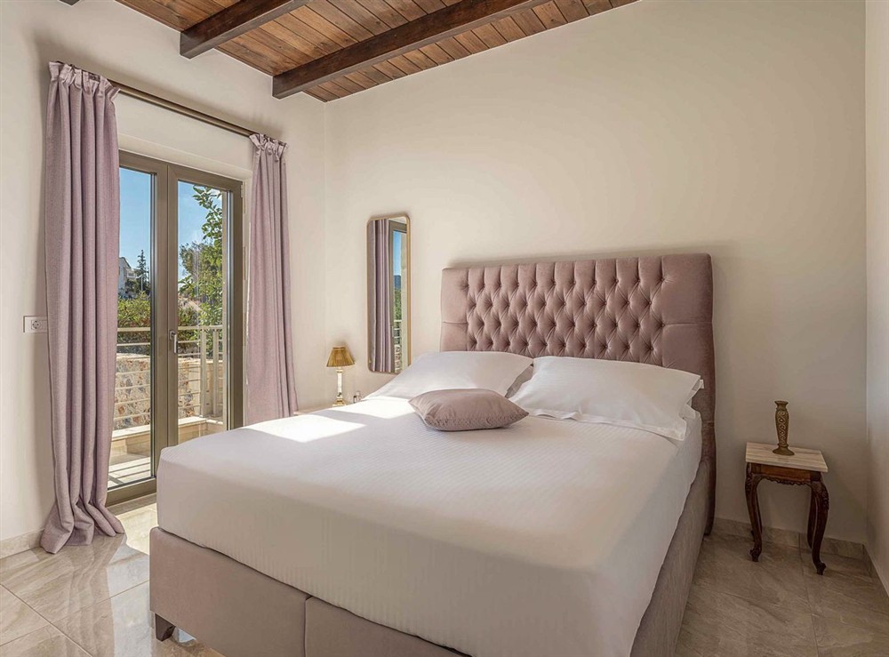 Villa Aralia