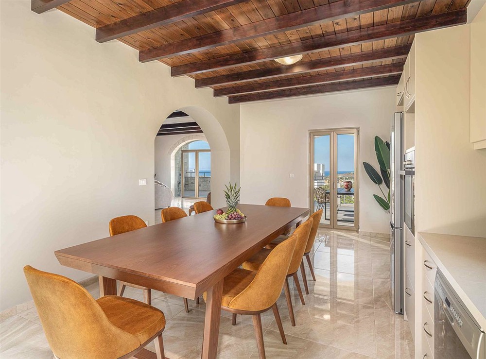 Villa Aralia