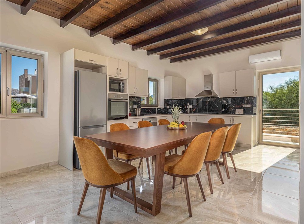 Villa Aralia