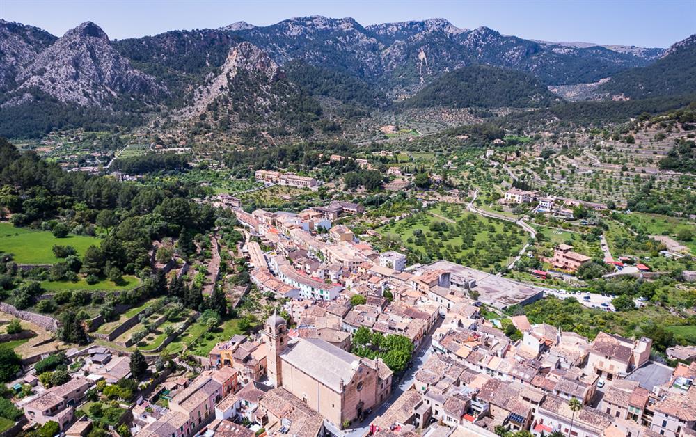 Photo of Villa Argiles (photo 32) at Villa Argiles, Fornalutx & Soller, Mallorca