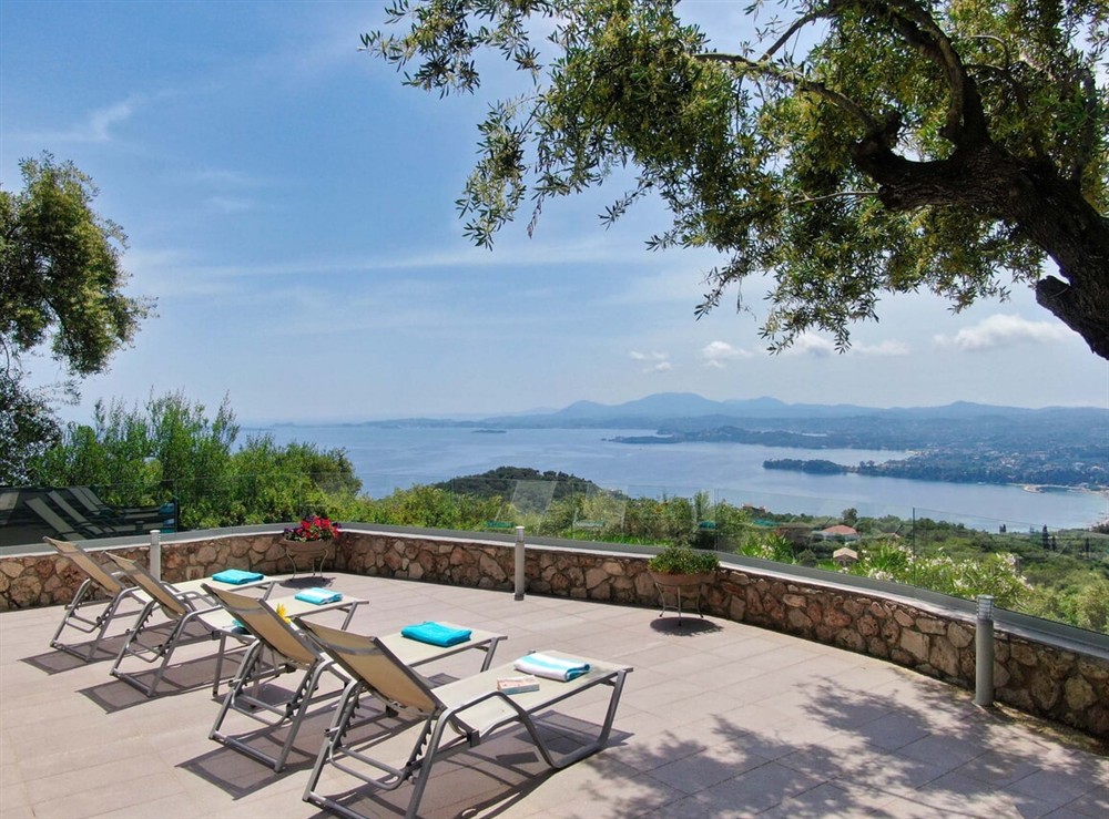 Villa Athiri (photo 2) at Villa Athiri in Barbati, Corfu