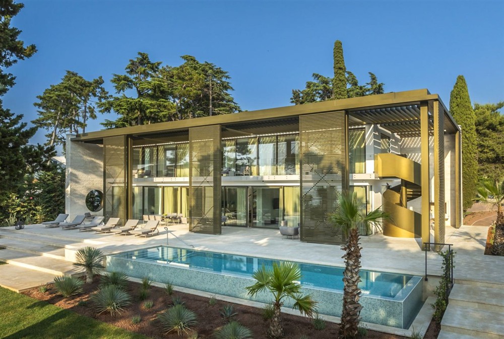 Villa Aureum