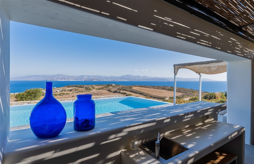 Villa Blue Olive