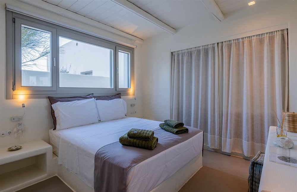 Villa Blue Olive