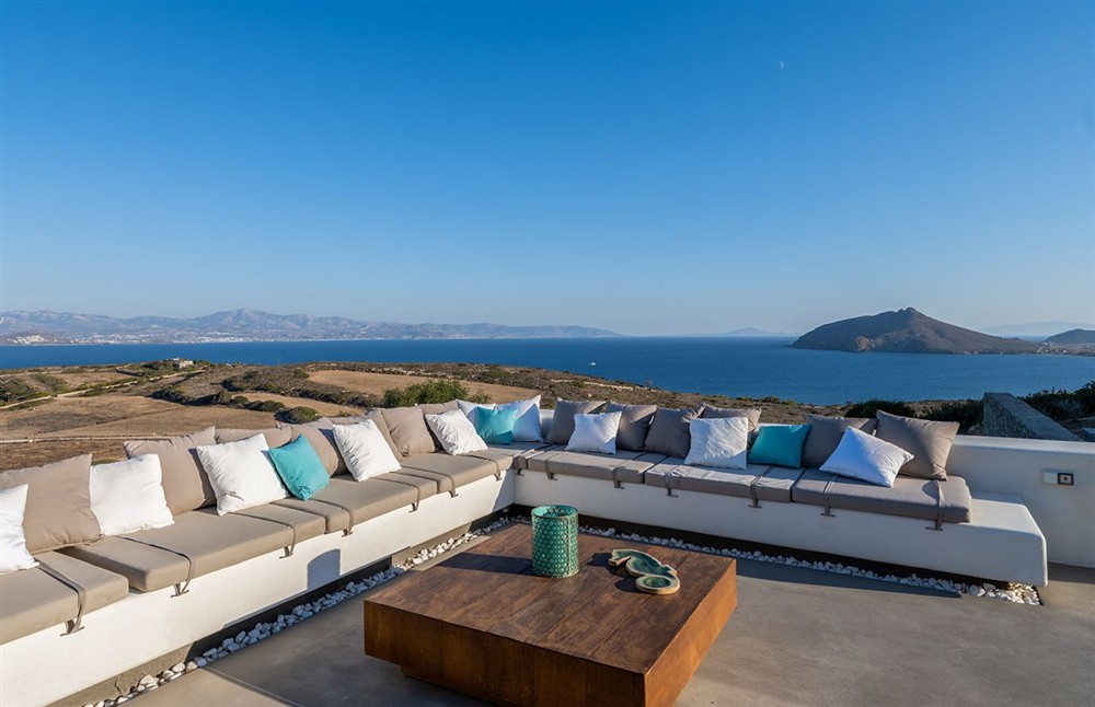 Villa Blue Olive
