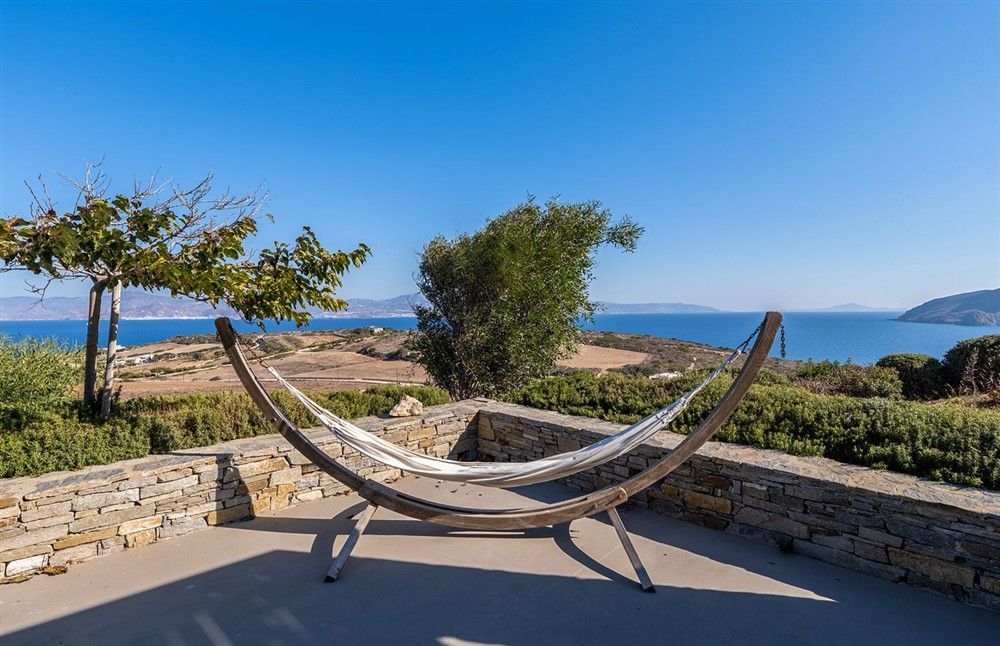 Villa Blue Olive