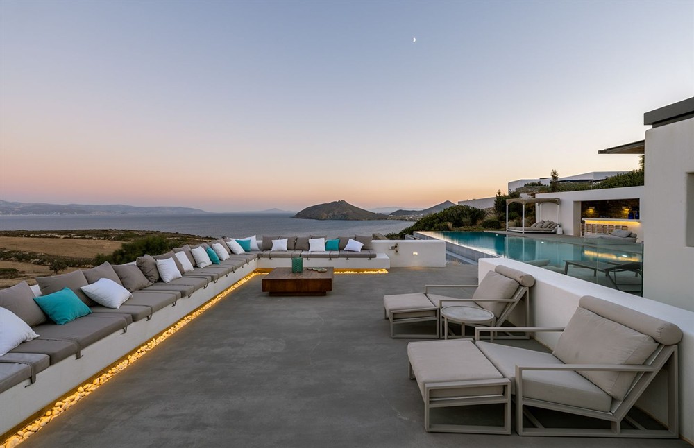 Villa Blue Olive