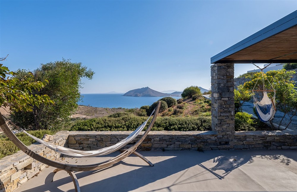 Villa Blue Olive
