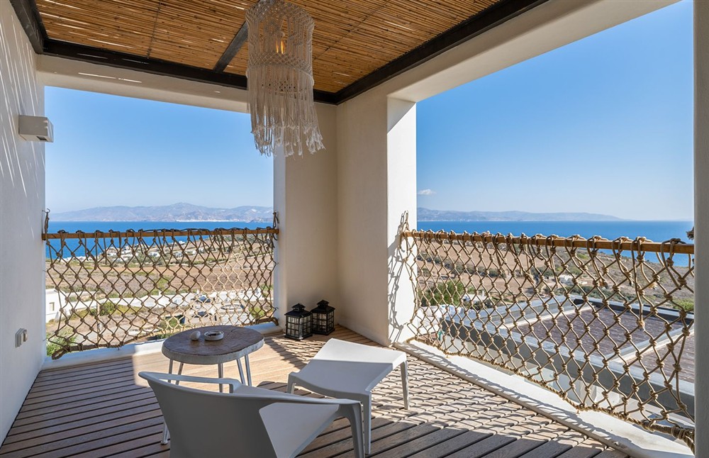 Villa Blue Olive