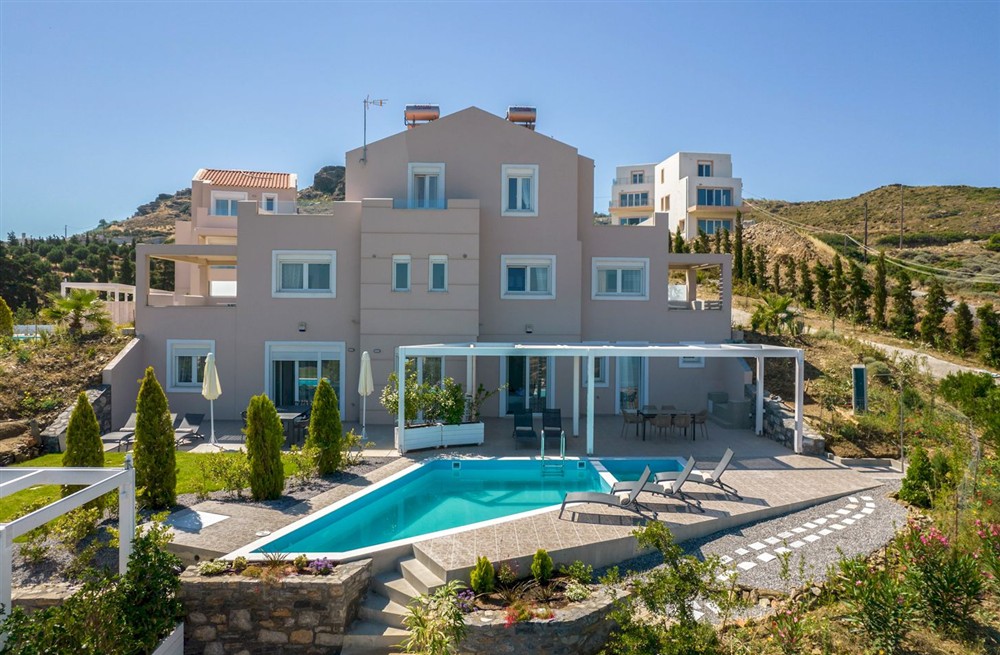Villa Bounty