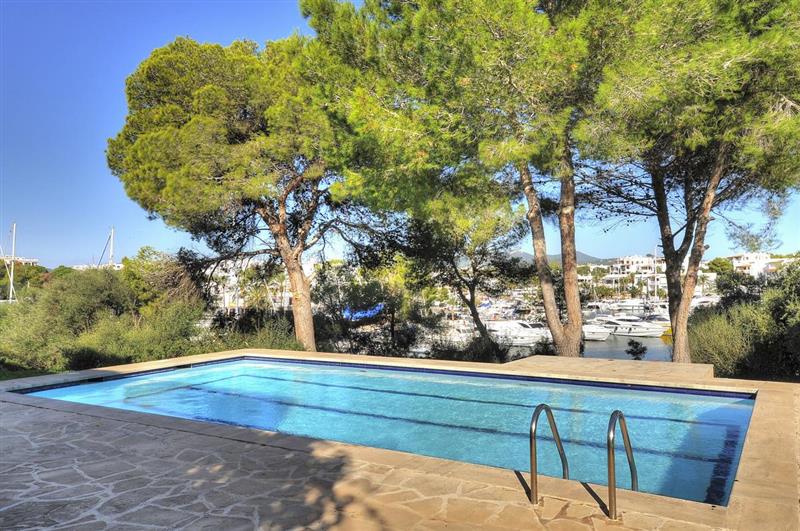 Swimming pool (photo 2) at Villa Calo Bay, Cala dOr, Spain