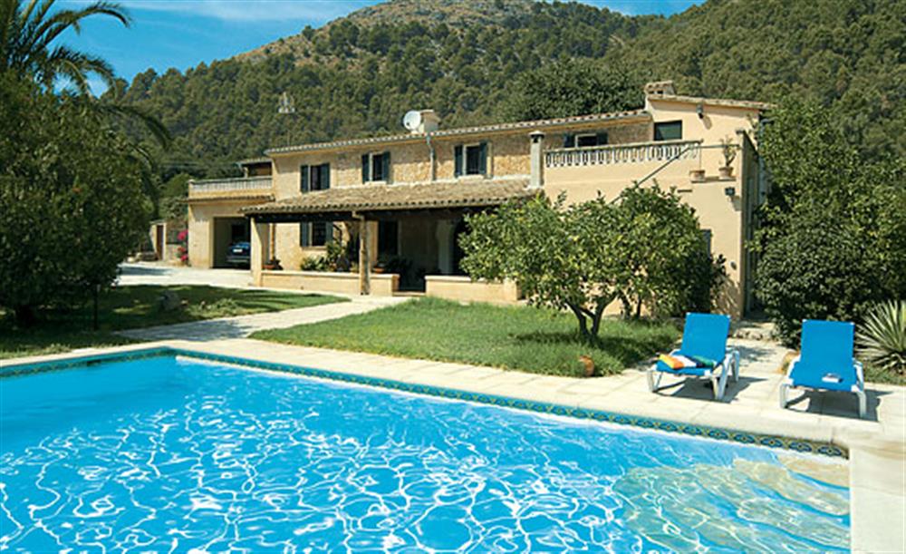 Swimming pool at Villa Can de Lausina, Pollensa Mallorca, Spain