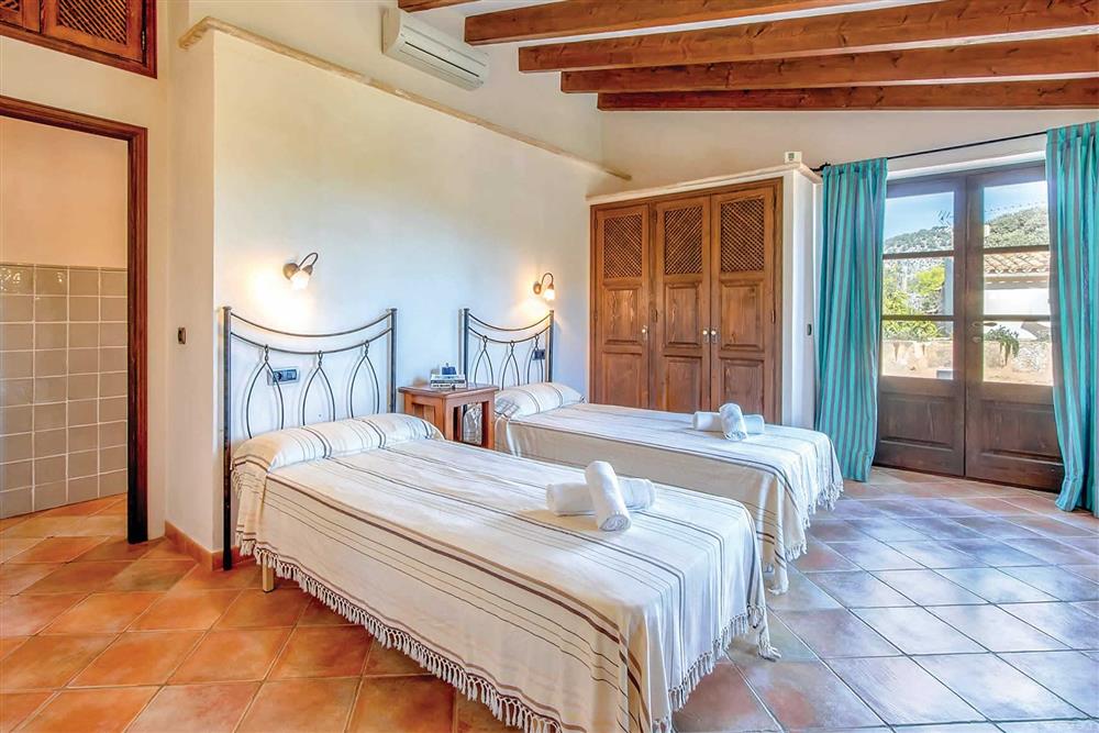 Twin bedroom (photo 4) at Villa Can Gallardo, Pollensa, Mallorca