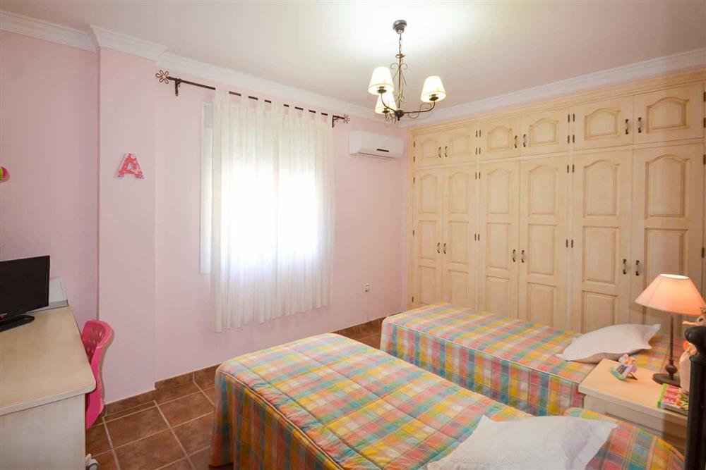 Twin bedroom (photo 6) at Villa Casa Dalia, Nerja, Andalucia