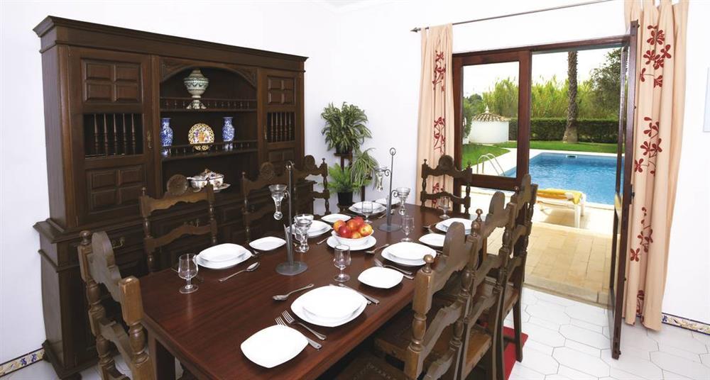 Dining room at Villa Casa do Marco, Sesmarias, Algarve