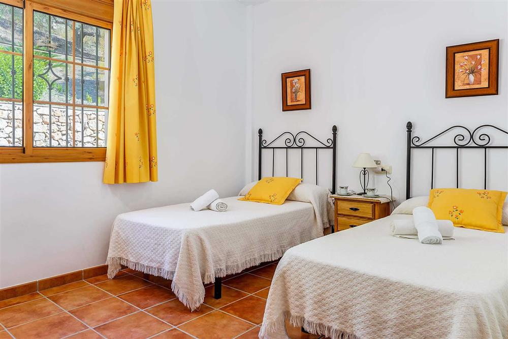 Twin bedroom (photo 2) at Villa Casa Maria, Frigiliana, Andalucia